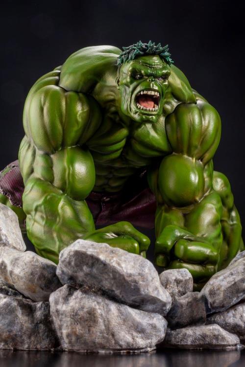 Marvel ArtFX Premier Hulk Limited Edition Statue Gallery Image 7