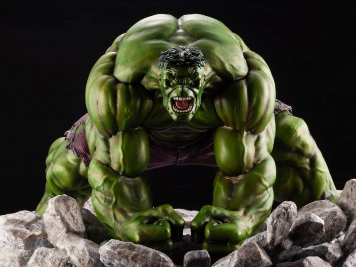 Marvel ArtFX Premier Hulk Limited Edition Statue Gallery Image 1