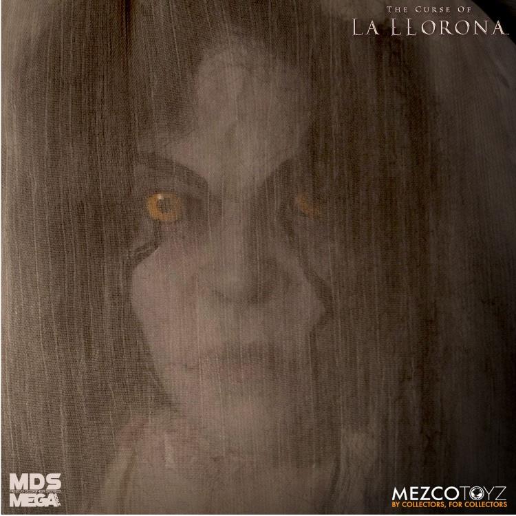 The Curse of La Llorona Mezco Designer Series Mega Scale Talking La Llorona Gallery Image 7