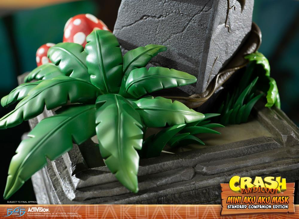 Crash Bandicoot Mini Aku Aku Mask Standard Companion Edition Gallery Image 17