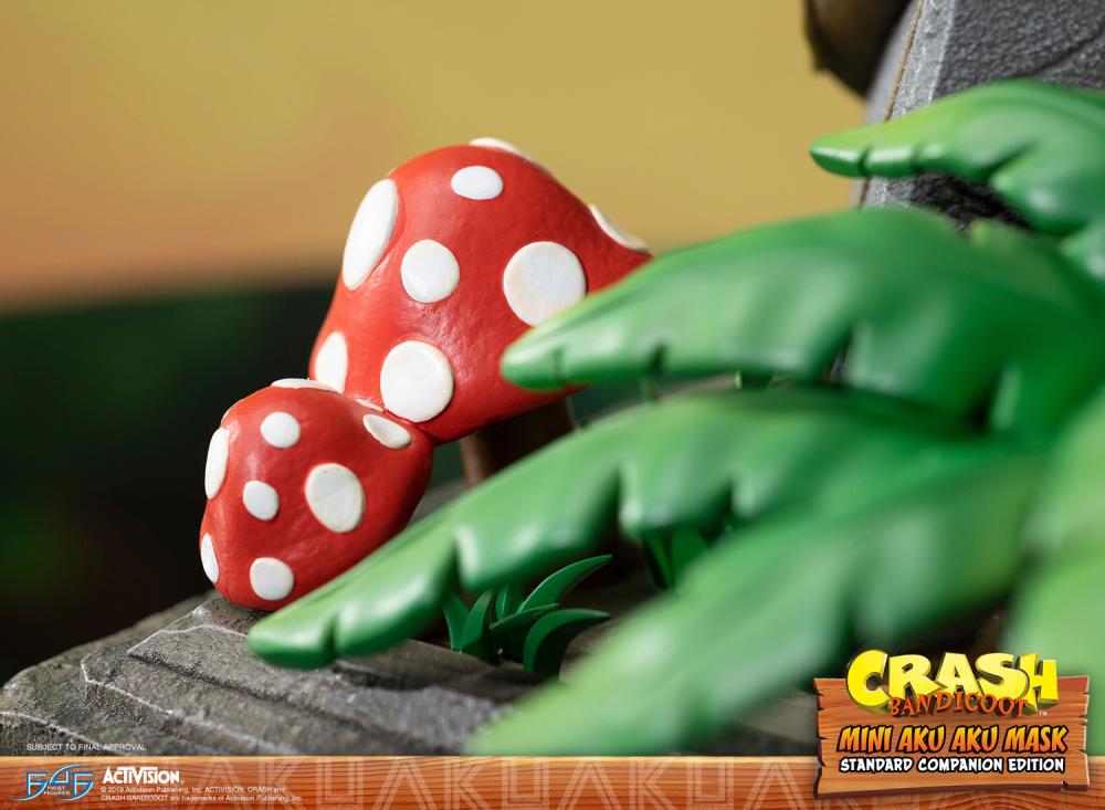 Crash Bandicoot Mini Aku Aku Mask Standard Companion Edition Gallery Image 16