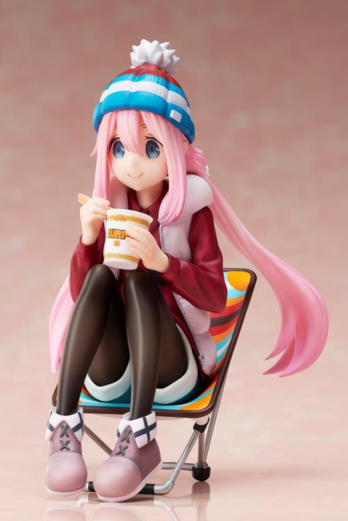 Laid-Back Camp F:Nex Nadeshiko Kagamihara 1/8 Scale Premium Noodle Stopper Figure Gallery Image 3