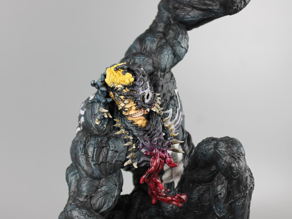 Marvel Sofbinal Venom Gallery Image 13