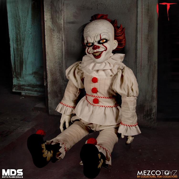 IT (2017) Mezco Designer Series Pennywise Roto Plush Doll Gallery Image 3