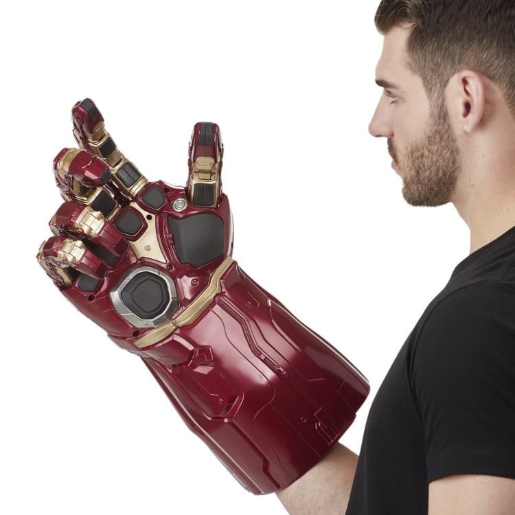 Avengers: Endgame Marvel Legends Power Gauntlet Gallery Image 10
