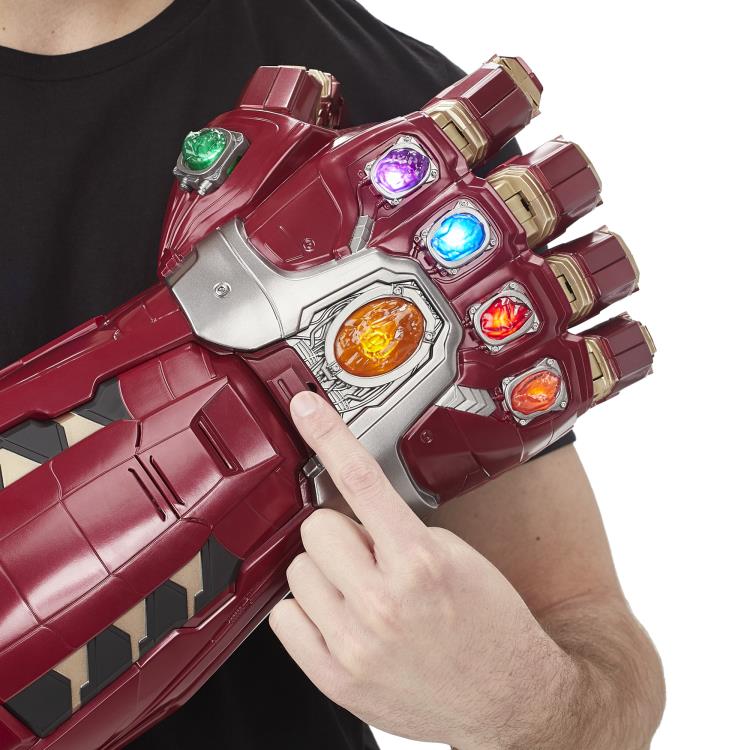 Avengers: Endgame Marvel Legends Power Gauntlet Gallery Image 11