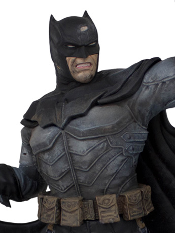 Batman: Damned Batman Limited Edition SDCC 2019 Exclusive Statue Gallery Image 2