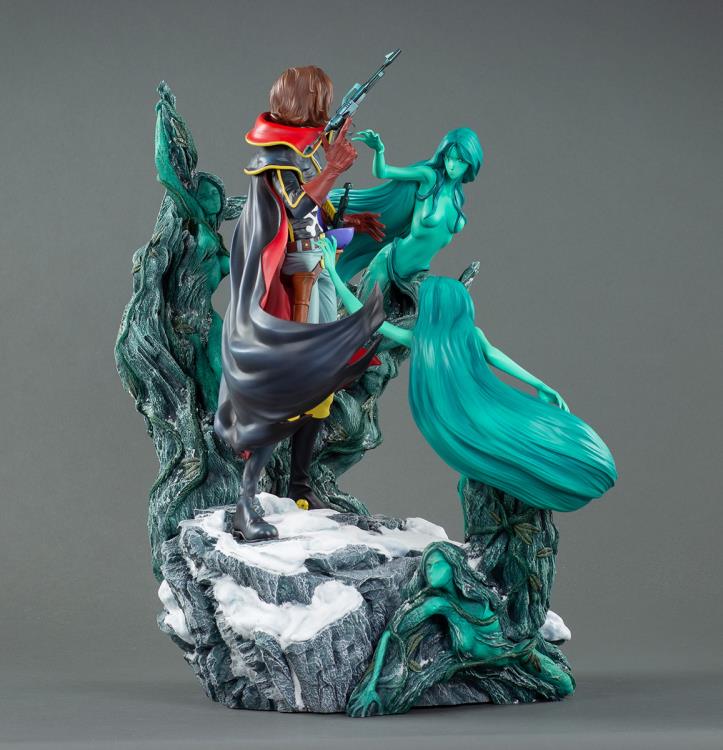 Space Pirate Captain Harlock 1/6 Scale Limited Edition Statue Gallery Image 7