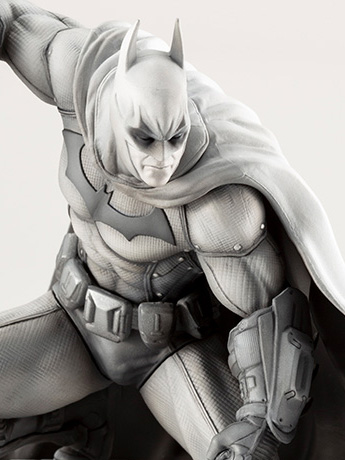 Batman Arkham Series 10th Anniversary Artfx+ Batman Limited Edition Statue Gallery Image 2