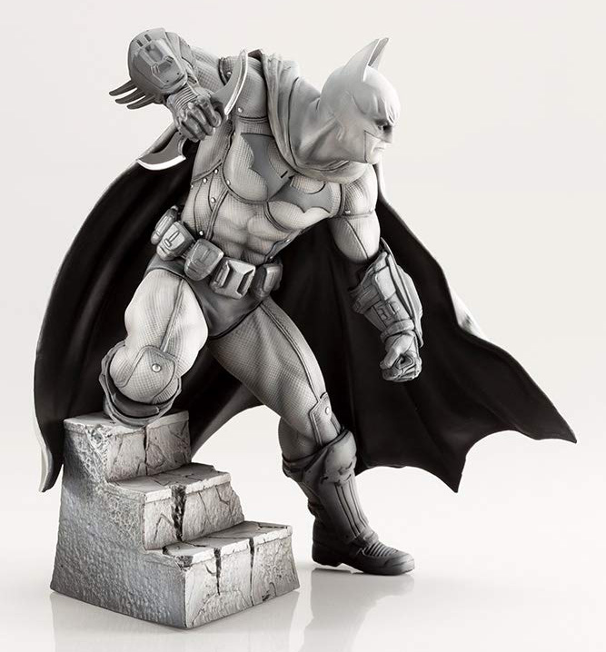 Batman Arkham Series 10th Anniversary Artfx+ Batman Limited Edition Statue Gallery Image 11