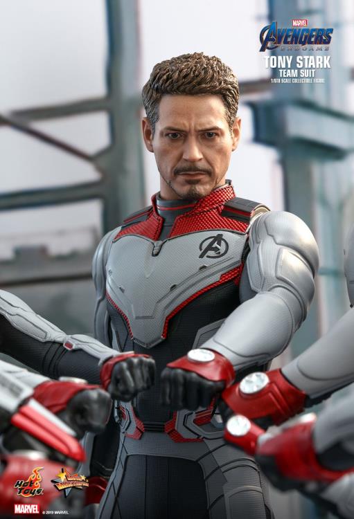 Avengers: Endgame MMS537 Tony Stark (Team Suit) 1/6th Scale Collectible Figure Gallery Image 10