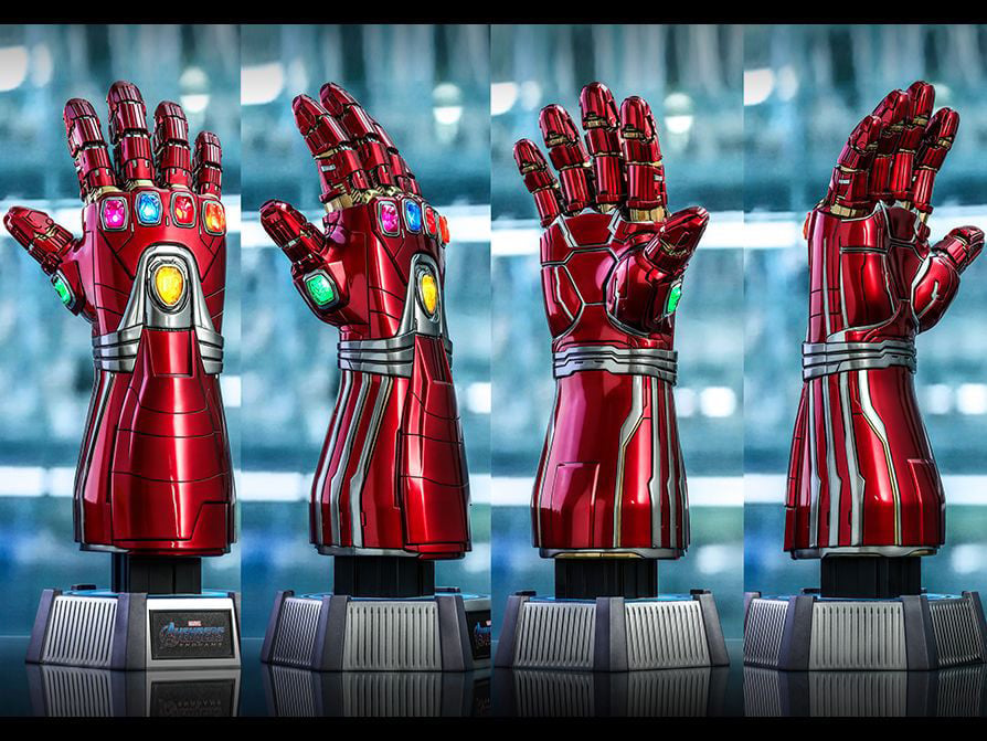 Avengers: Endgame LMS007 Nano Gauntlet Life-Size Collectible Gallery Image 6