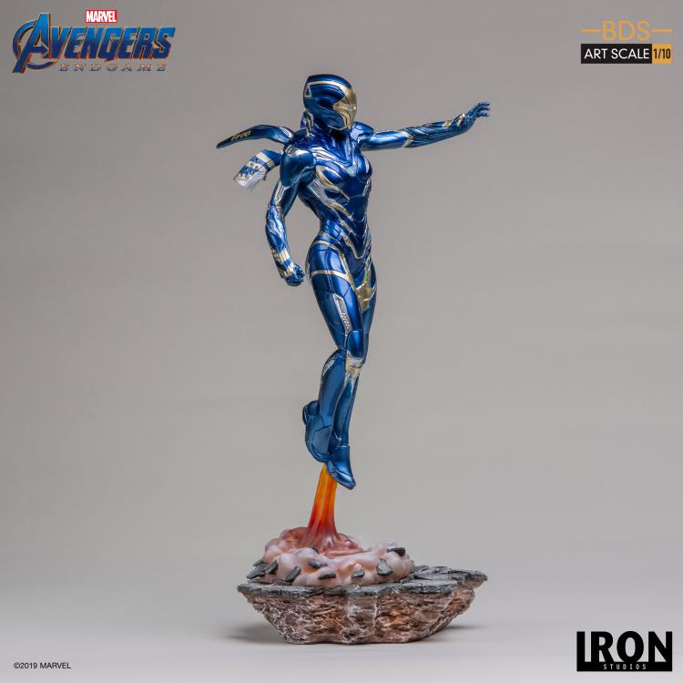 Avengers: Endgame Battle Diorama Series Rescue 1/10 Art Scale Limited Edition Statue Gallery Image 4