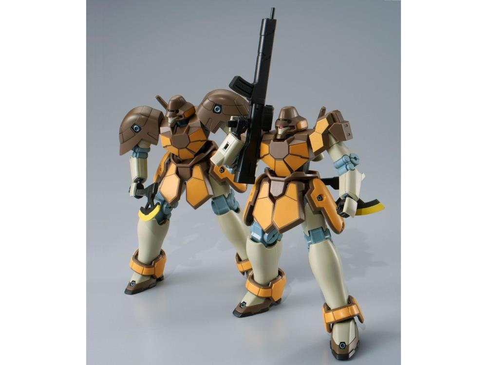 Mobile Suit Gundam Wing HGAC Maganac Corps Box of 36 Exclusive 1/144 Scale Model Kits Gallery Image 5