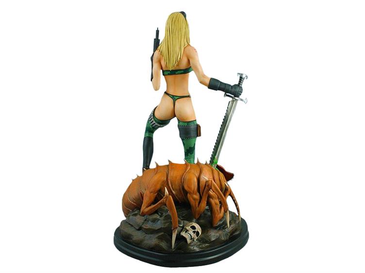 Alien Marine Girl 1/4 Scale Statue (LE 600) Gallery Image 3
