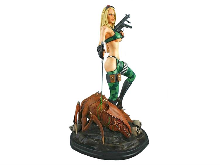 Alien Marine Girl 1/4 Scale Statue (LE 600) Gallery Image 4