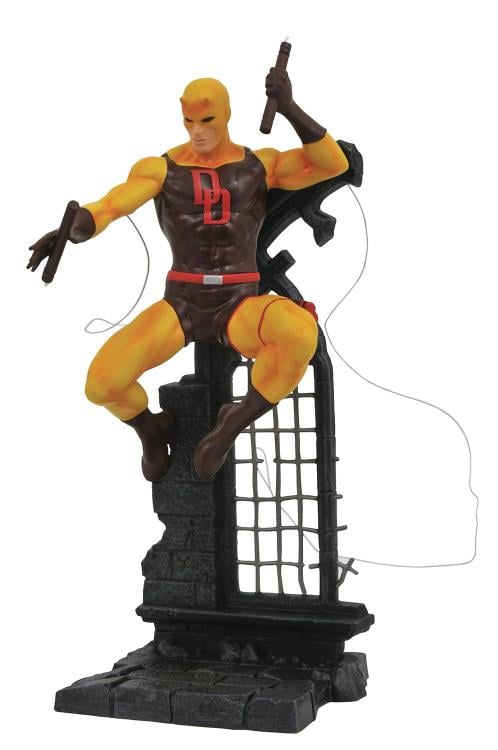 Marvel Gallery Daredevil (Yellow) Exclusive Limited Edition Figure Gallery Image 3