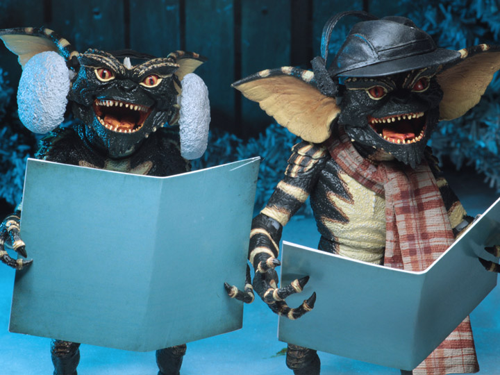 Gremlins Christmas Carol Winter Scene Two-Pack Gallery Image 1