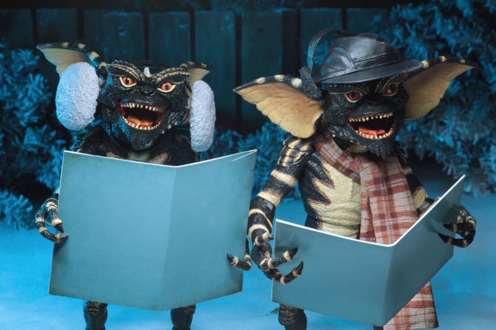 Gremlins Christmas Carol Winter Scene Two-Pack Gallery Image 5