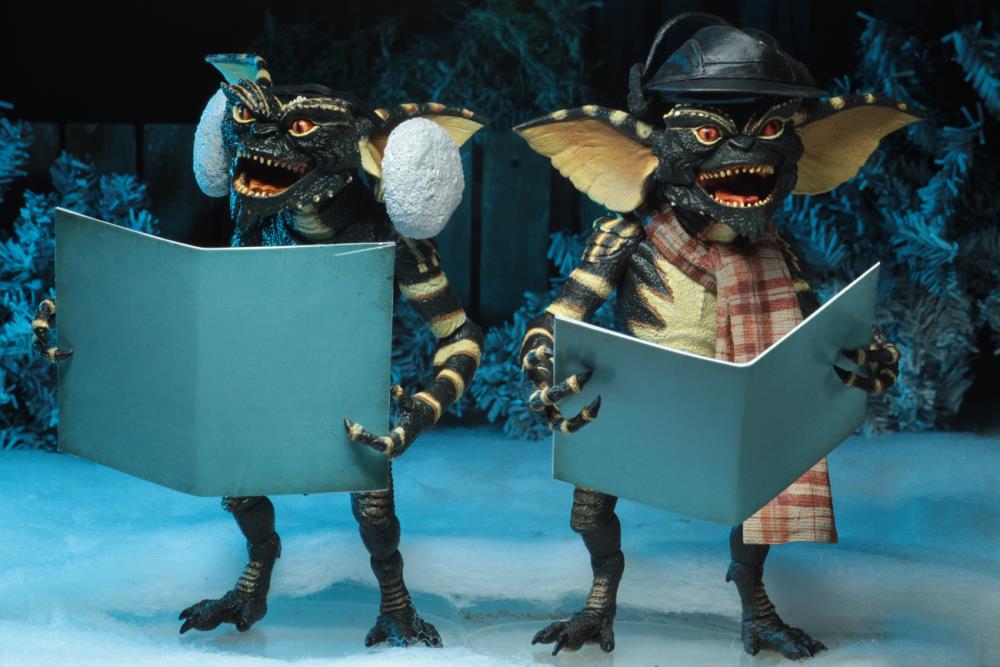 Gremlins Christmas Carol Winter Scene Two-Pack Gallery Image 3