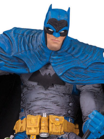 DC Designer Series Batman Limited Edition Statue (Rafael Grampa) Gallery Image 2