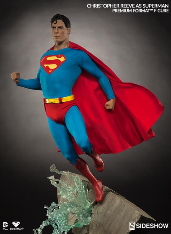 DC Comics Premium Format Superman (Christopher Reeve) Gallery Image 6