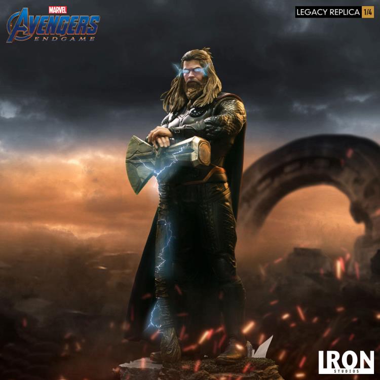 Avengers: Endgame Legacy Replica Thor 1/4 Scale Limited Edition Statue Gallery Image 9