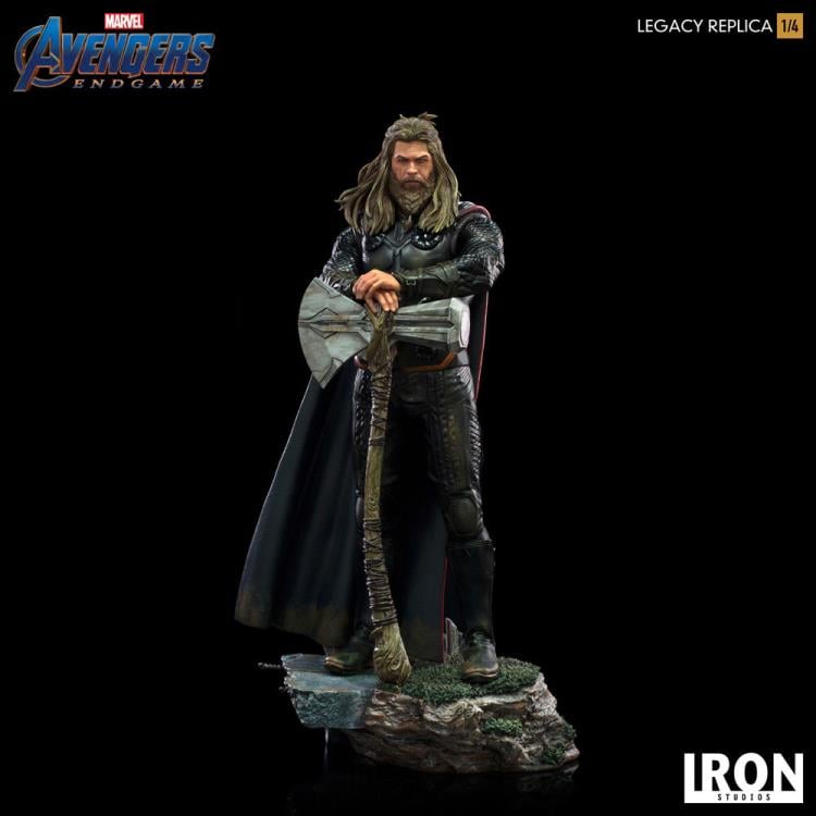 Avengers: Endgame Legacy Replica Thor 1/4 Scale Limited Edition Statue Gallery Image 4