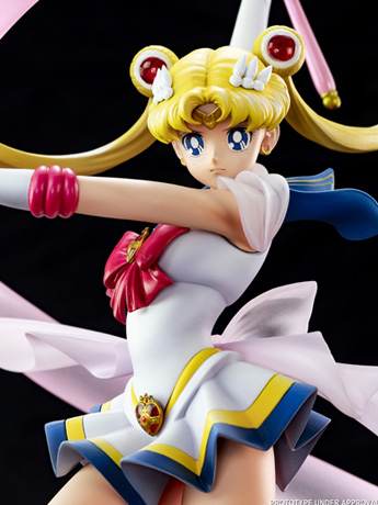 Sailor Moon HQS Limited Edition Statue Gallery Image 2