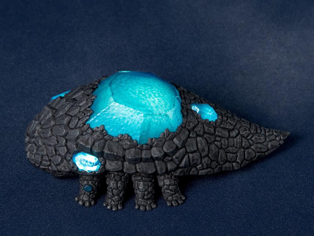 Dark Souls Crystal Lizard 1/6 Scale Light-Up SDCC 2019 Exclusive Statue Gallery Image 13