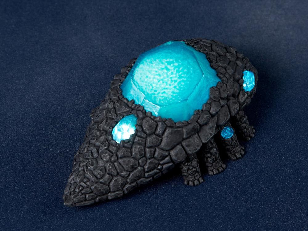 Dark Souls Crystal Lizard 1/6 Scale Light-Up SDCC 2019 Exclusive Statue Gallery Image 9