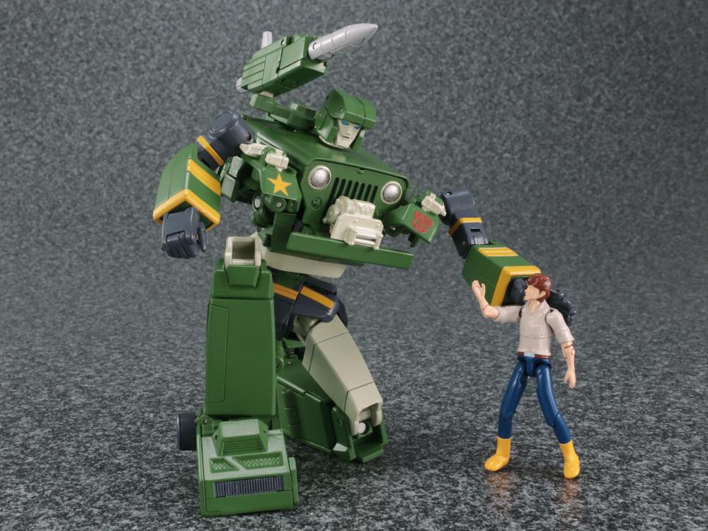 Transformers Masterpiece MP-47 Hound (With Collectible Pin) Gallery Image 6