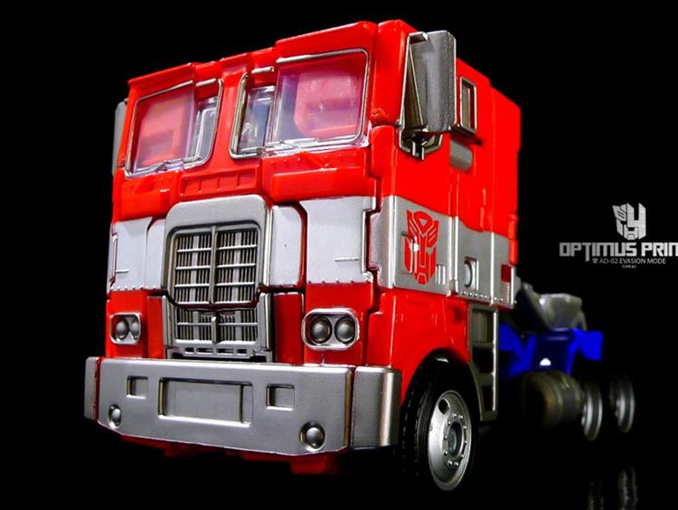 AD02 Evasion Mode Optimus Prime Gallery Image 1
