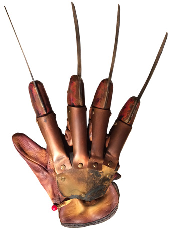 A Nightmare on Elm Street Deluxe Freddy Krueger Glove Gallery Image 2