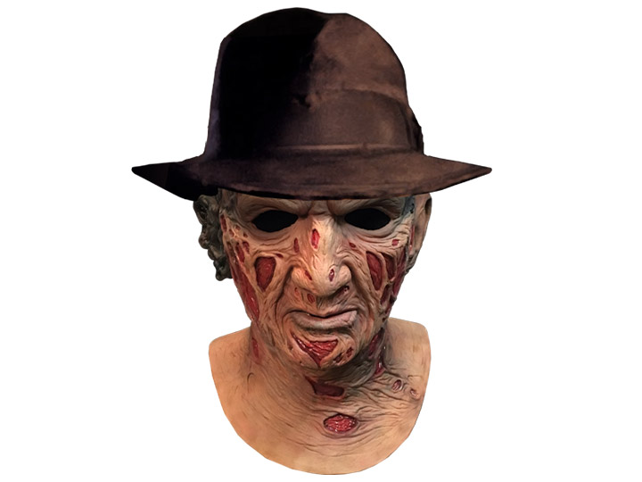 A Nightmare on Elm Street Deluxe Freddy Krueger Mask With Fedora Gallery Image 1