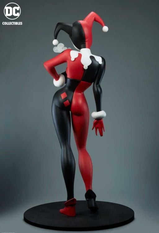 DC Gallery Harley Quinn Life-Size Limited Edition Statue Gallery Image 7