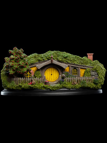 The Hobbit: An Unexpected Journey 13 Apple Orchard Hobbit Hole Diorama Gallery Image 2