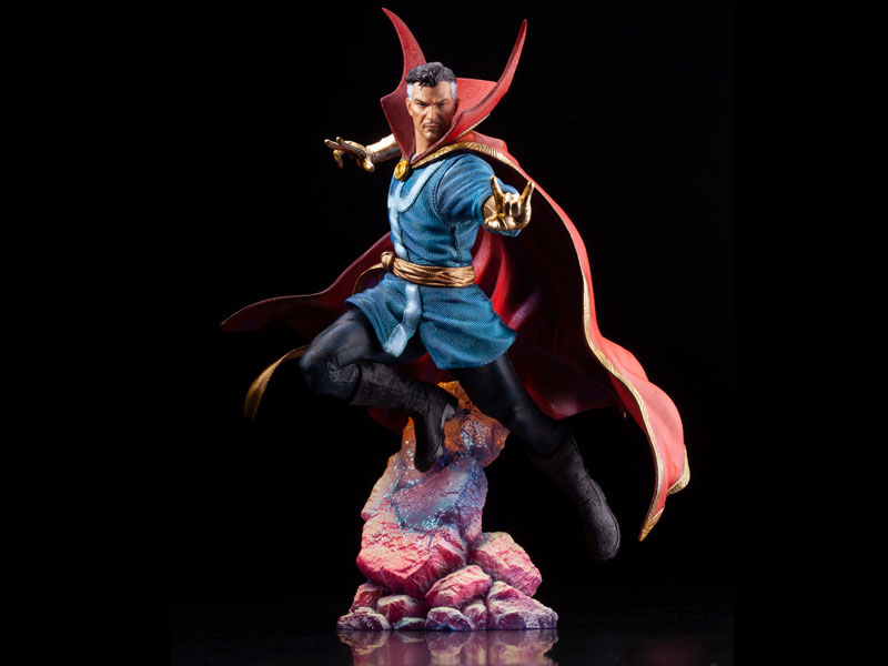 Marvel ArtFX Premier Doctor Strange Limited Edition Statue Gallery Image 3