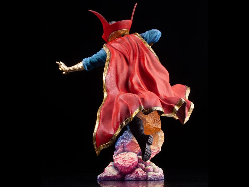 Marvel ArtFX Premier Doctor Strange Limited Edition Statue Gallery Image 6