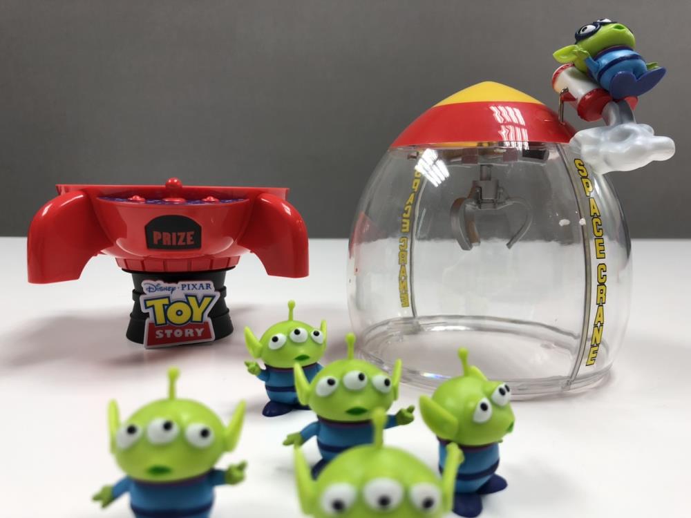 Toy Story Deluxe D-Stage DS-031 Aliens Rocket PX Previews