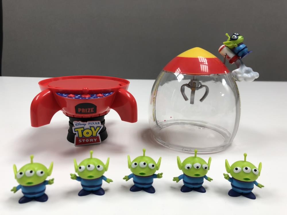 Toy Story Deluxe D-Stage DS-031 Aliens Rocket PX Previews Exclusive Statue Gallery Image 11