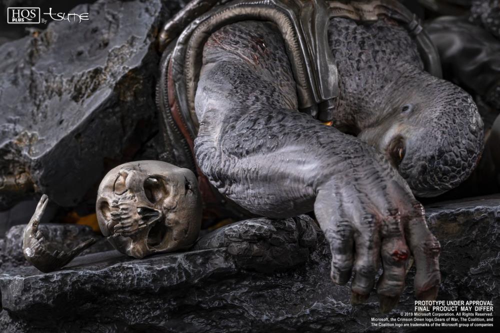 Gears of War HQS Plus Marcus Vs. General RAAM Limited Edition Statue Gallery Image 17