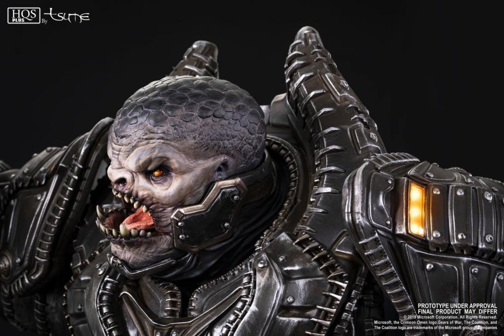 Gears of War HQS Plus Marcus Vs. General RAAM Limited Edition Statue Gallery Image 13