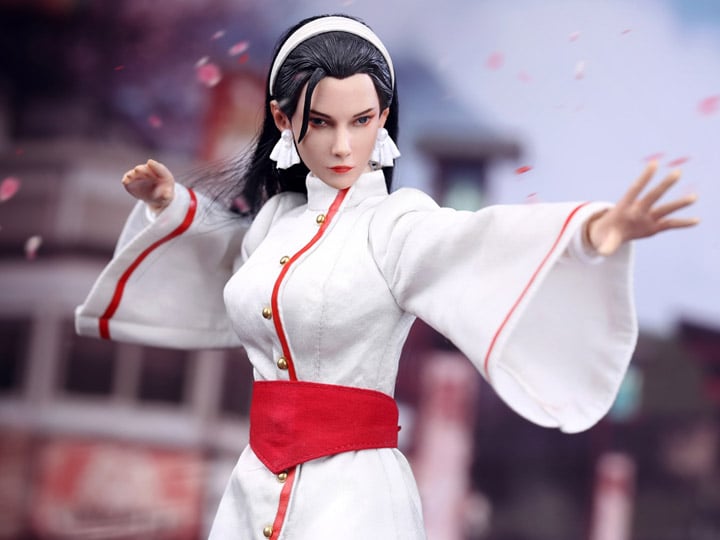 The King of Fighters '97 Chizuru Kagura 1/6 Scale Figure Gallery Image 1