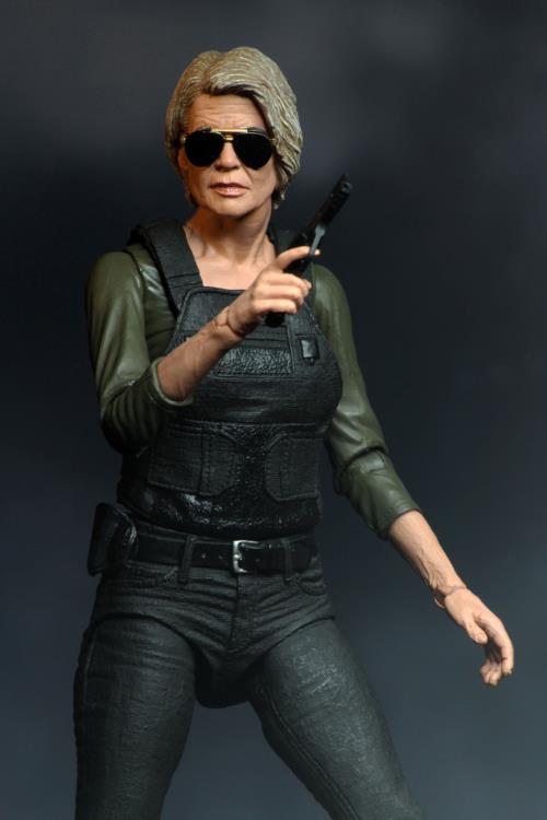 Terminator: Dark Fate Sarah Connor Figure Gallery Image 5