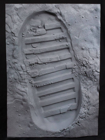 "One Small Step" Apollo 11 Moon Boot Print Replica Gallery Image 2