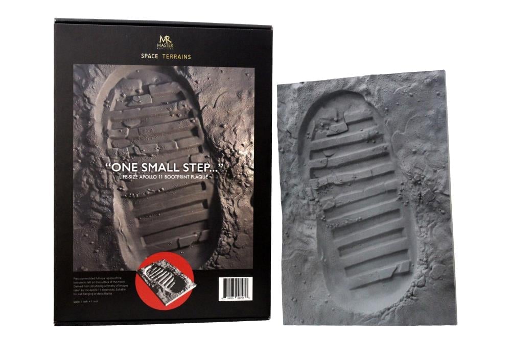 "One Small Step" Apollo 11 Moon Boot Print Replica Gallery Image 9