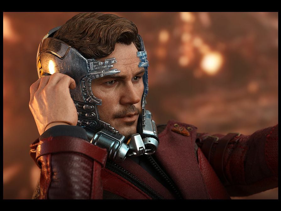 Avengers: Infinity War MMS539 Star-Lord 1/6th Scale Collectible Figure Gallery Image 16