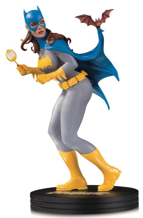 Cover Girls of the DC Universe Batgirl Limited Edition Statue (Frank Cho) Gallery Image 3