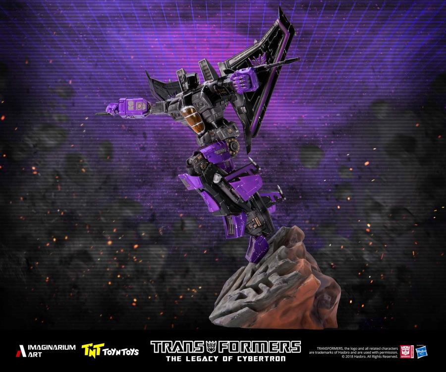 Transformers: Legacy Of Cybertron Skywarp Limited Edition Statue Gallery Image 8